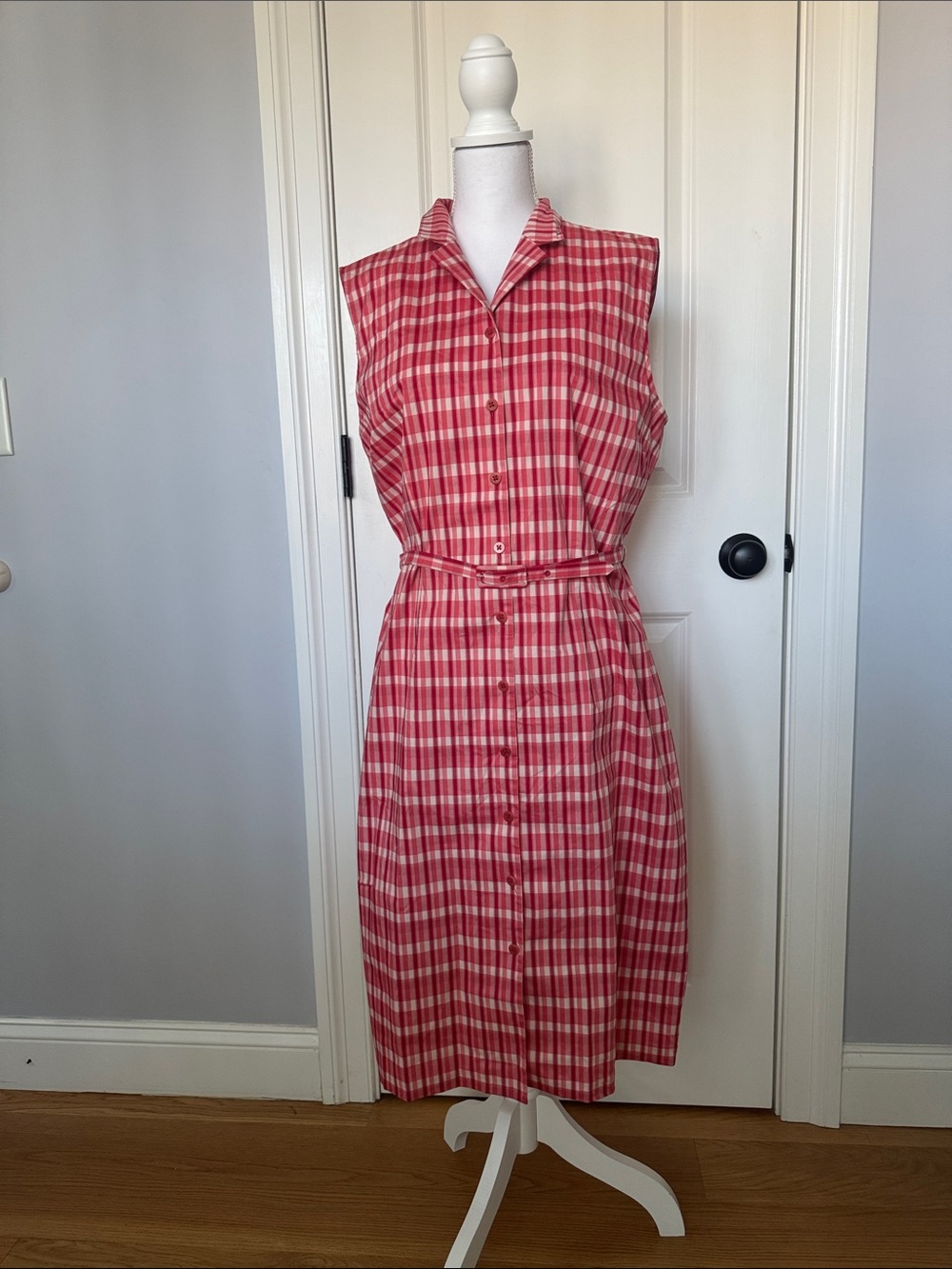 Vintage Red Plaid Sleeveless Shirt Dress with Belt